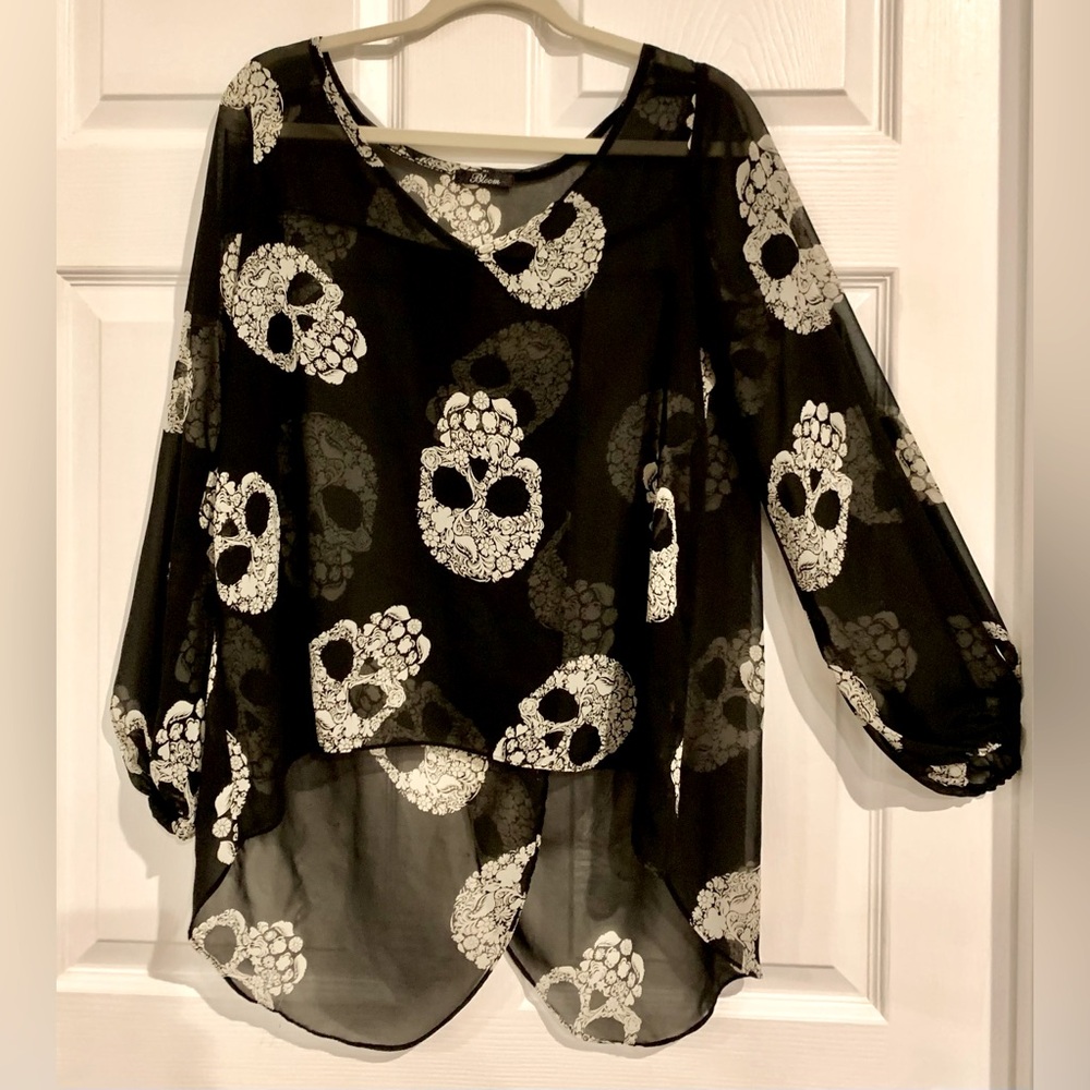 Bloom woman’s blouse medium